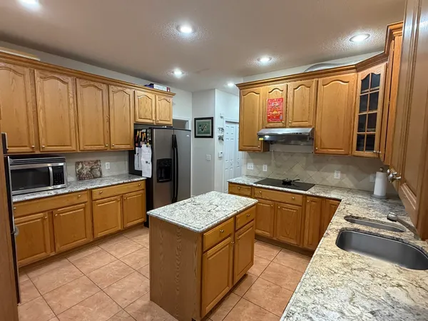 $600,000 | 635 Long Meadow Road, Fishersville, VA 22939