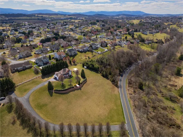 $600,000 | 635 Long Meadow Road, Fishersville, VA 22939