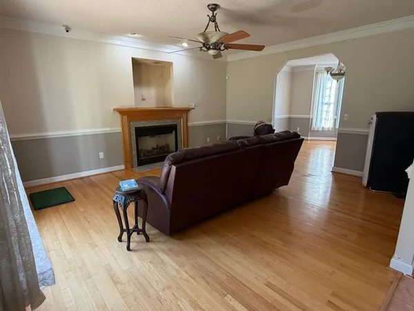 $600,000 | 635 Long Meadow Road, Fishersville, VA 22939