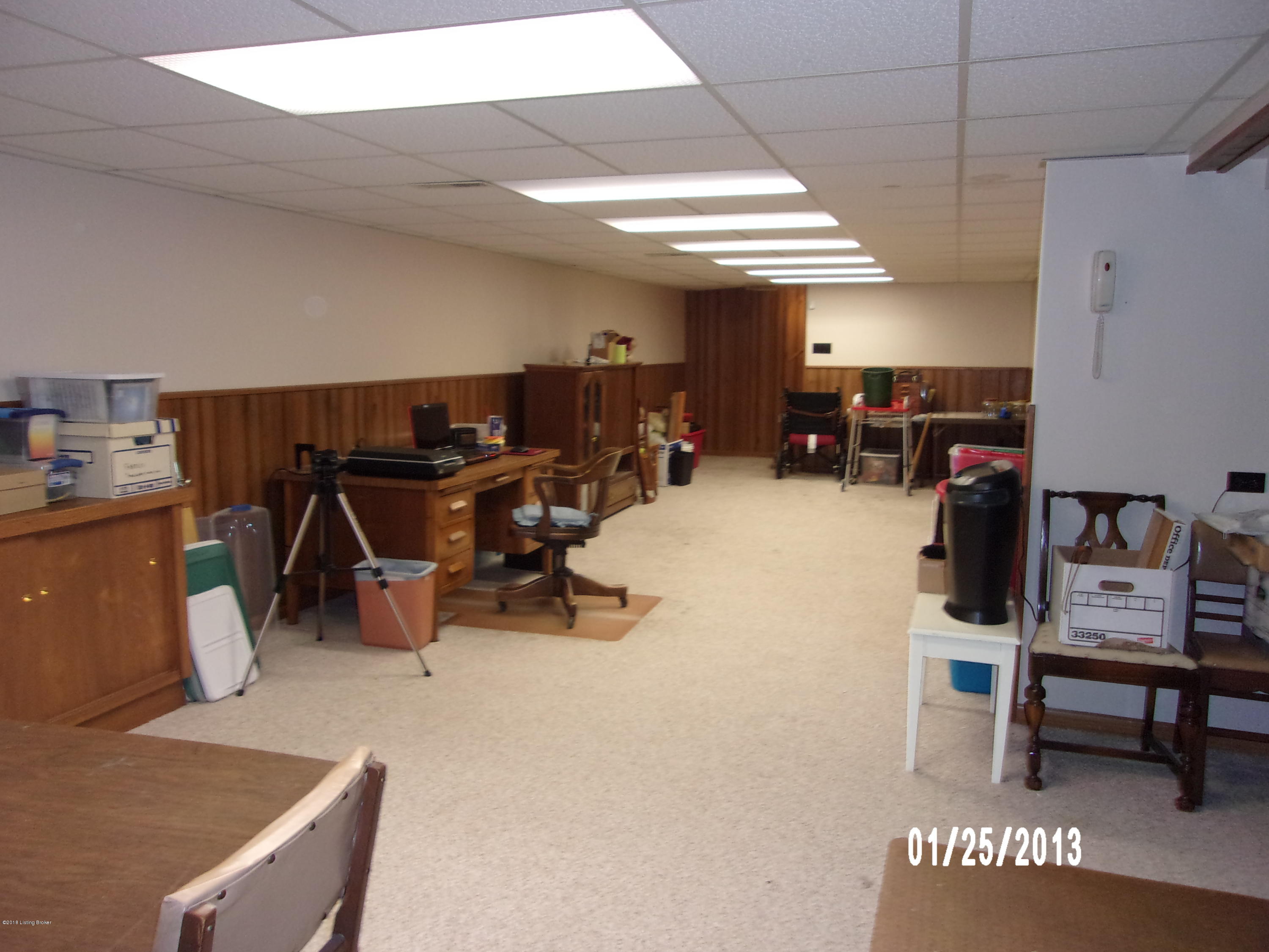 2855 Nepperhan Road Louisville, KY 40218 - Photo 14 of 24 100_0697
