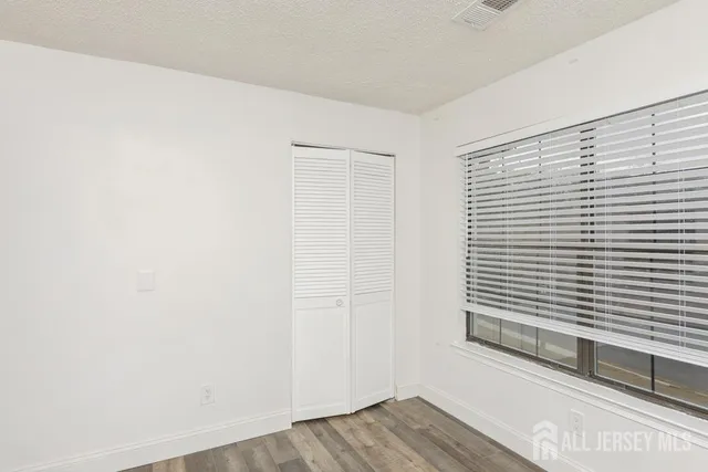 $2,900 | 208 Sunshine Court, Parlin, NJ 08859