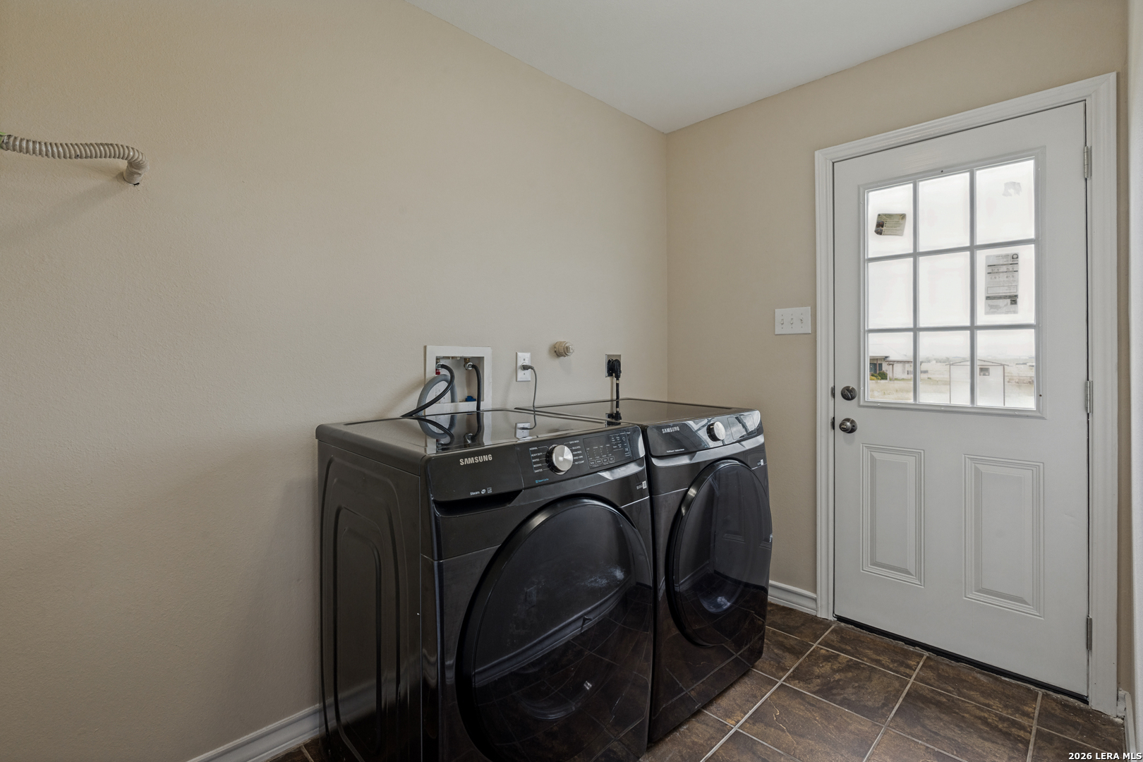2512 Schwab Road Seguin, TX 78155 - Photo 12 of 39