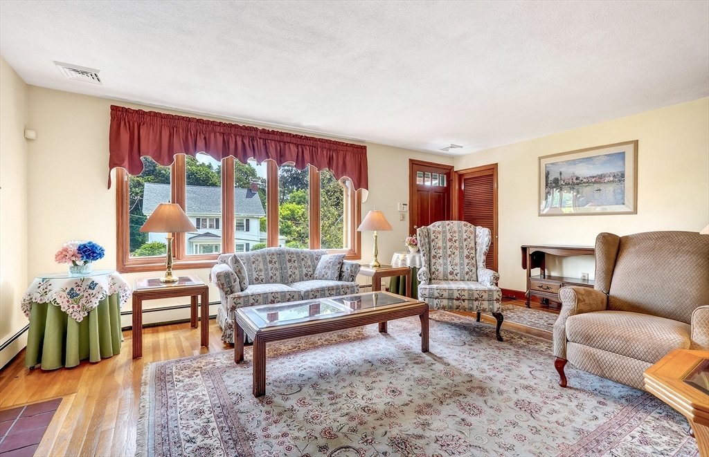 56 Nowell Road Melrose, MA 02176 - Photo 3 of 32 Gallery Image 3