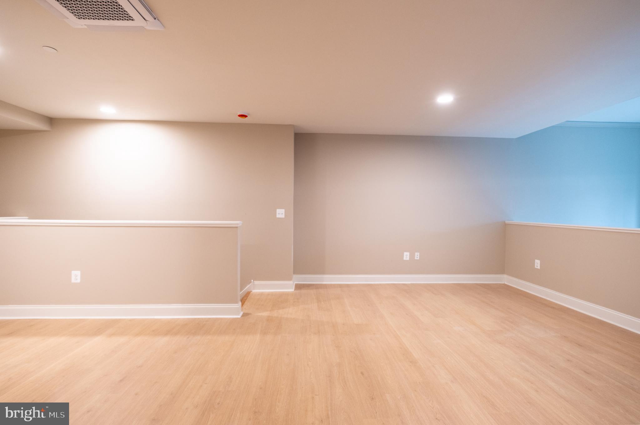 2301-61 John F Kennedy Boulevard, Unit 103 Philadelphia, PA 19103 - Photo 40 of 41 a view of an empty room