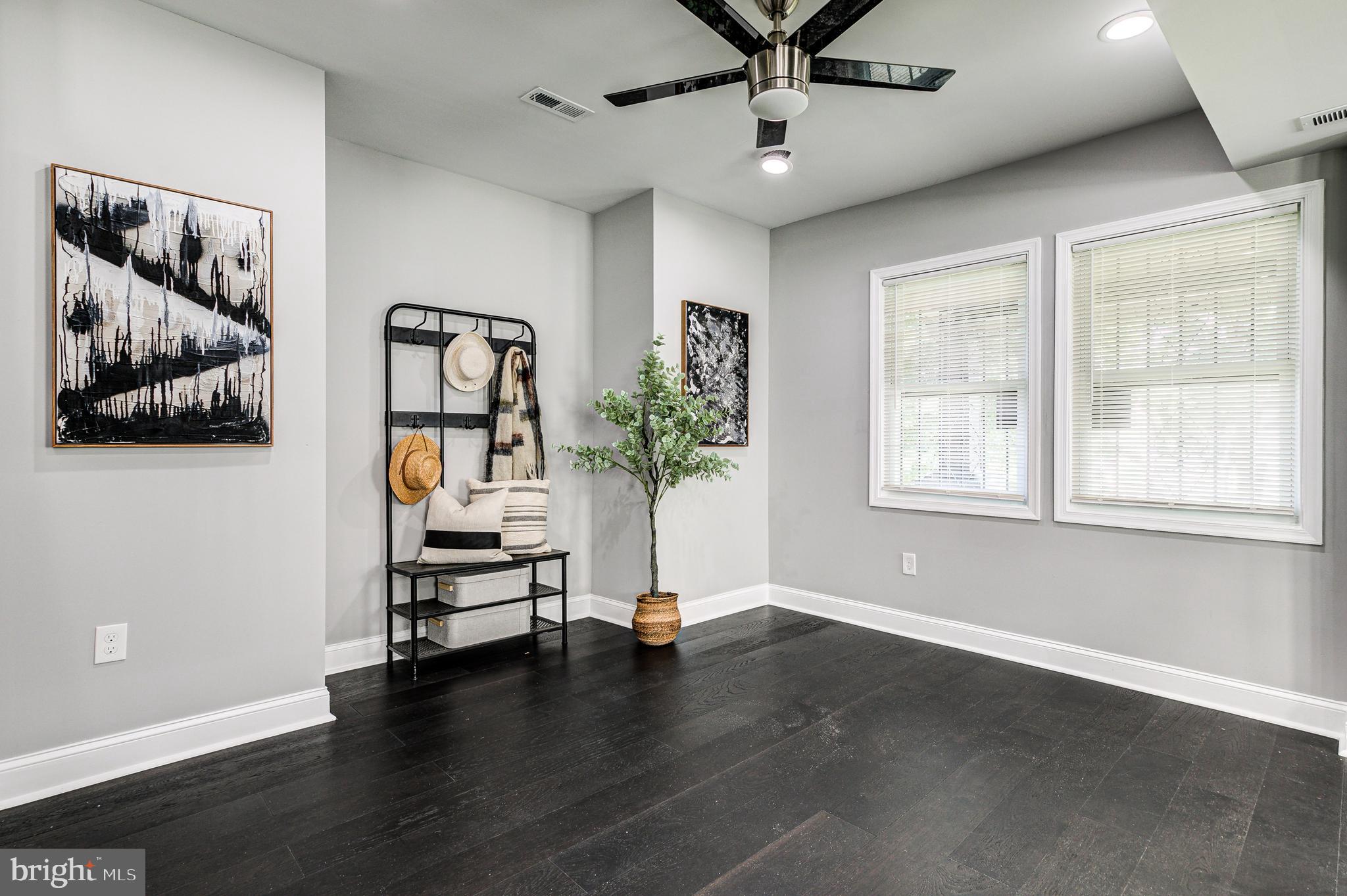 4104 Chatham Road Baltimore, MD 21207 - Photo 15 of 44
