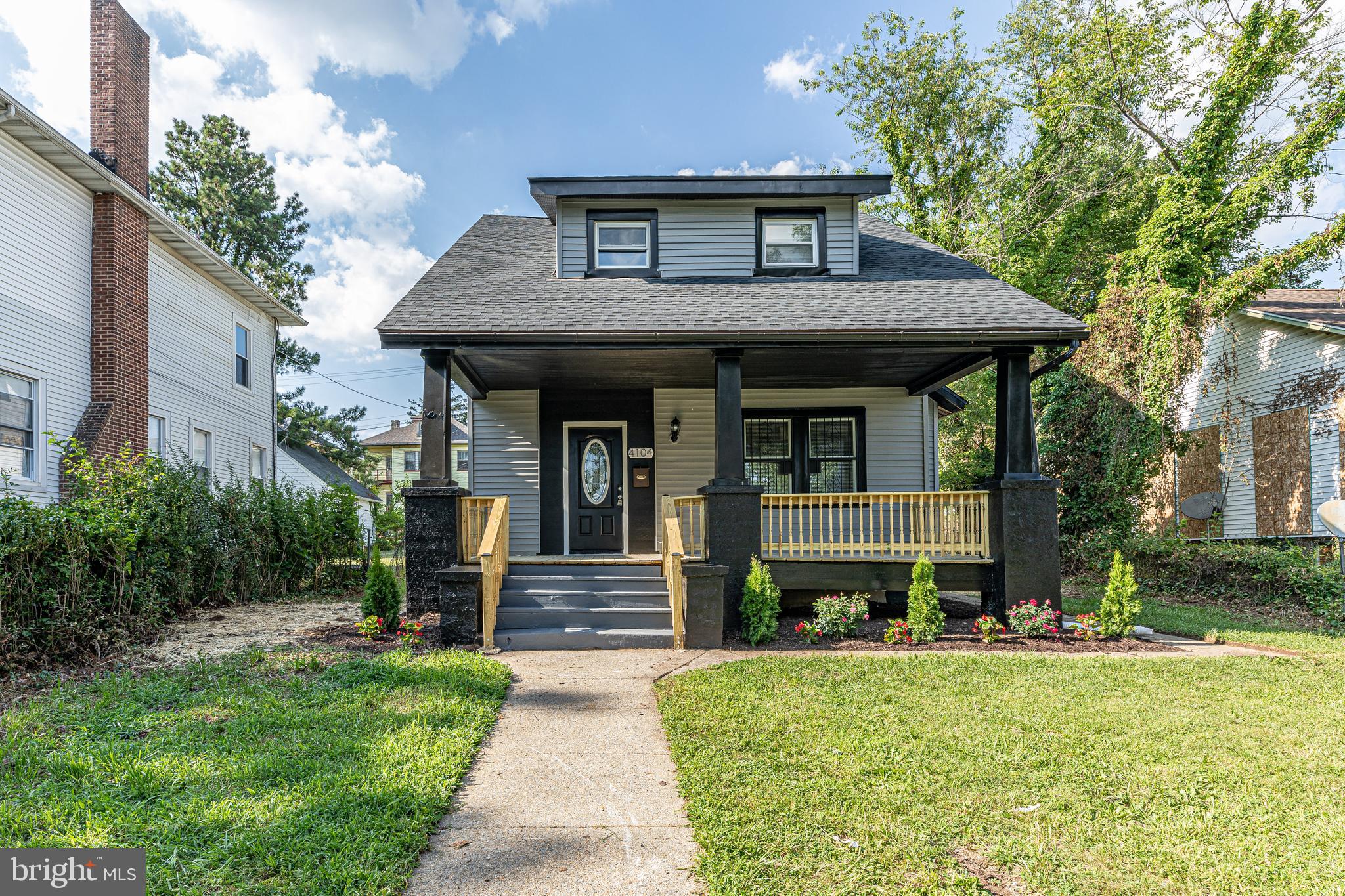 4104 Chatham Road Baltimore, MD 21207 - Photo 2 of 44