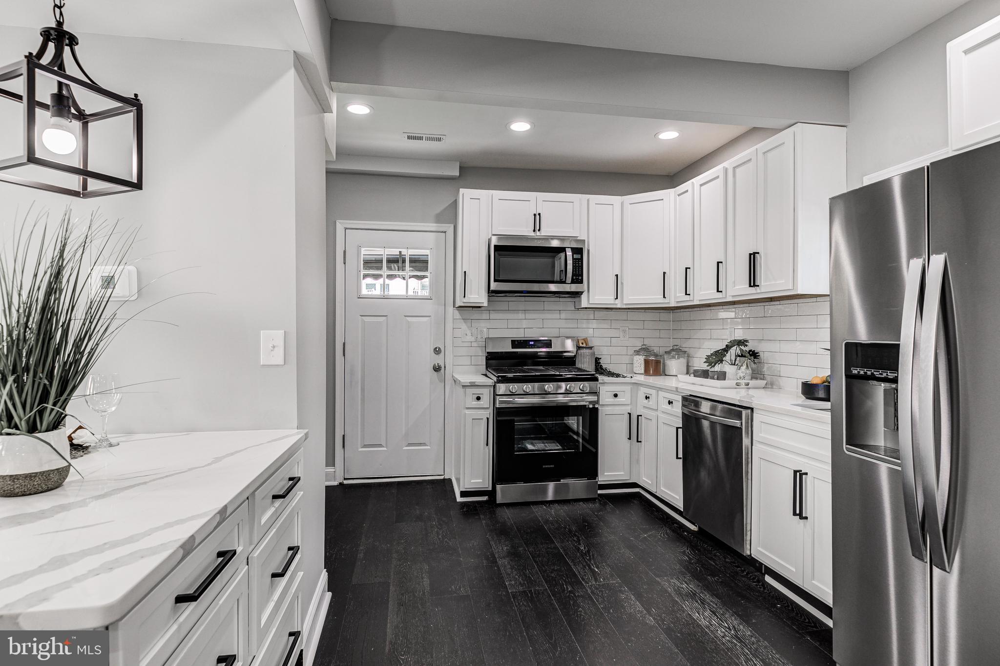 4104 Chatham Road Baltimore, MD 21207 - Photo 23 of 44