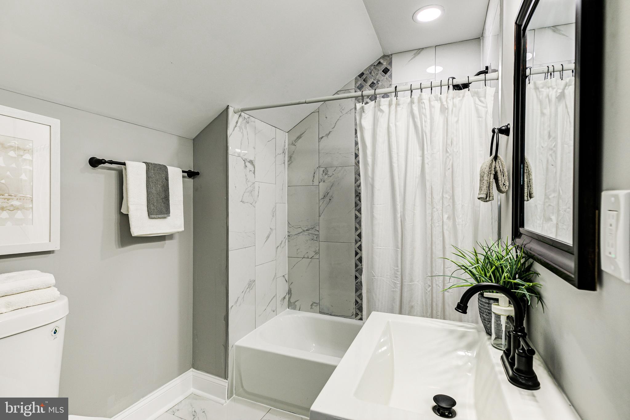 4104 Chatham Road Baltimore, MD 21207 - Photo 39 of 44