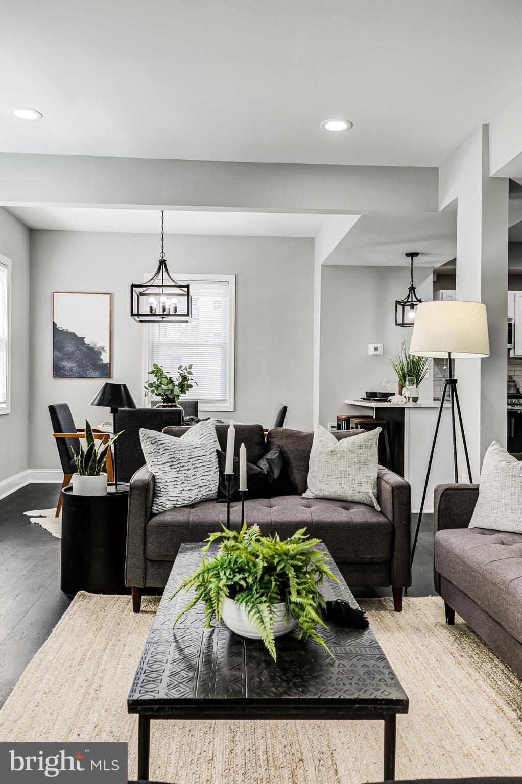 4104 Chatham Road Baltimore, MD 21207 - Photo 9 of 44