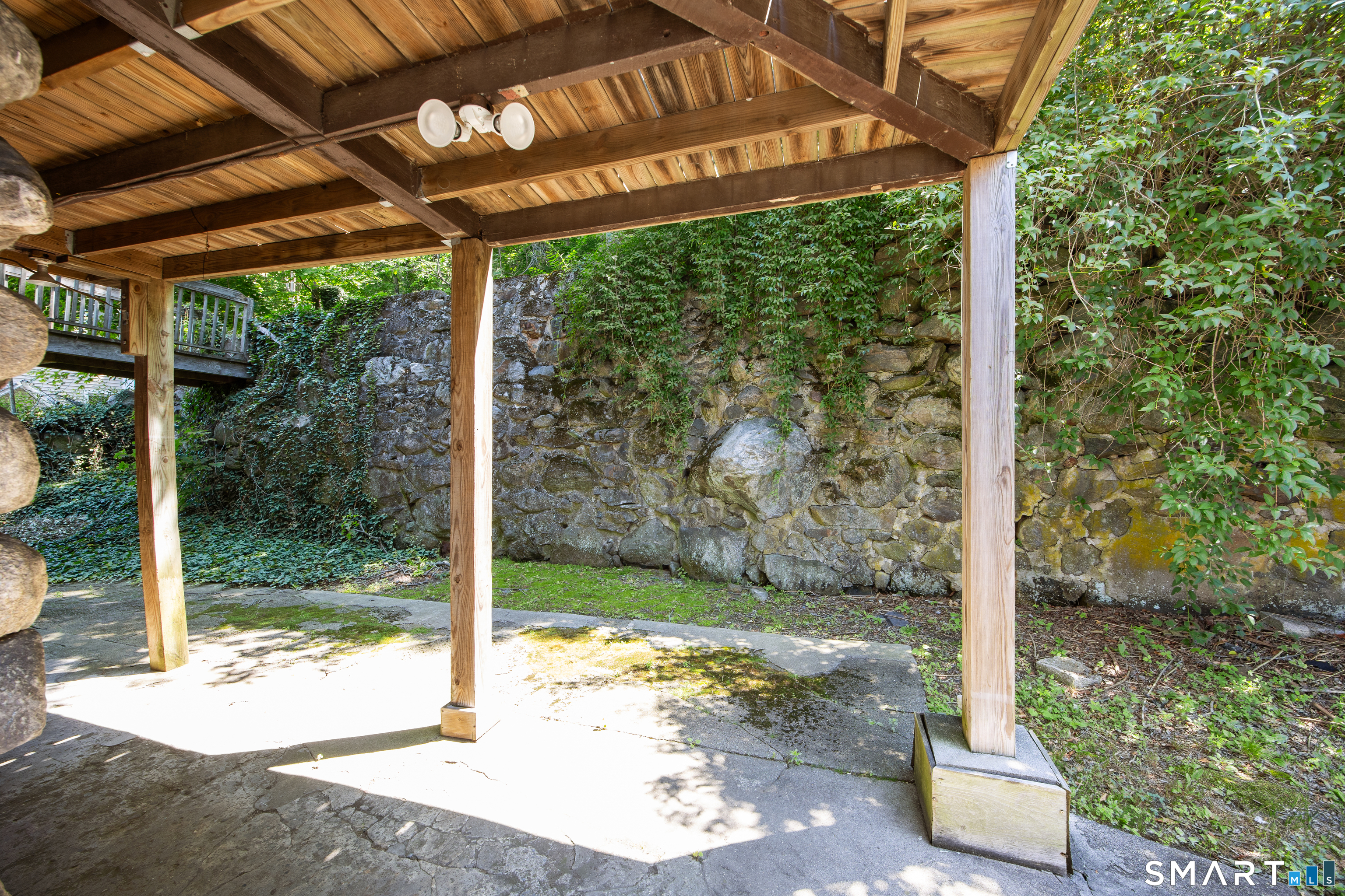 570 South Main Street Naugatuck, CT 06770 - Photo 4 of 14