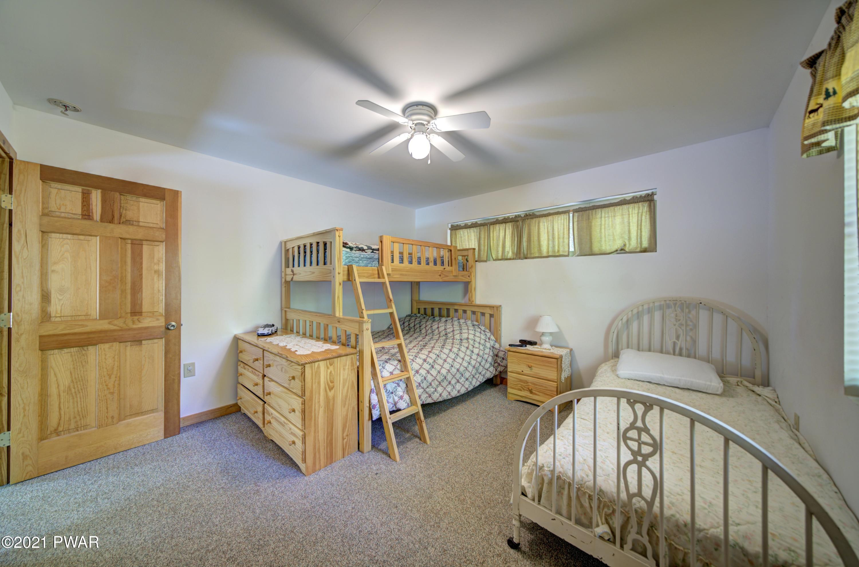 192 Pebble Rock Road Lackawaxen, PA 18435 - Photo 20 of 37