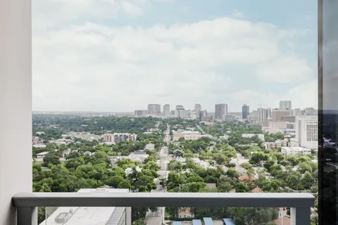 an view of a city