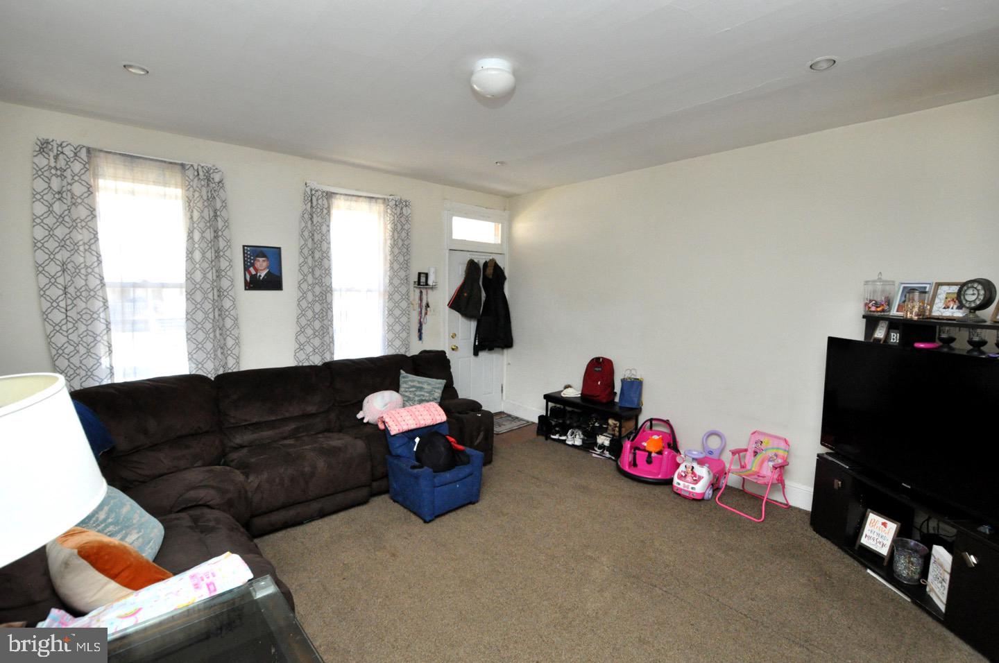 244 Rutland Avenue Mount Holly, NJ 08060 - Photo 5 of 17 Gallery Image 5