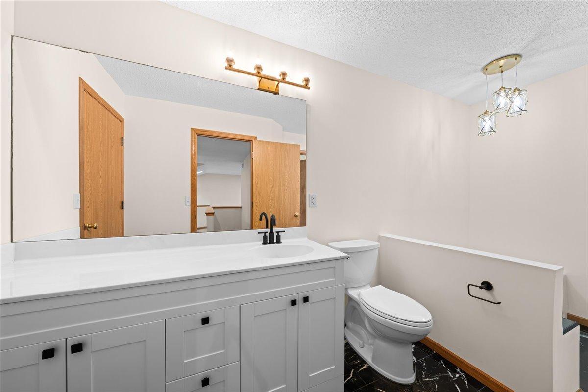 617 Grandview Way Hudson, WI 54016 - Photo 20 of 27 Gallery Image 20