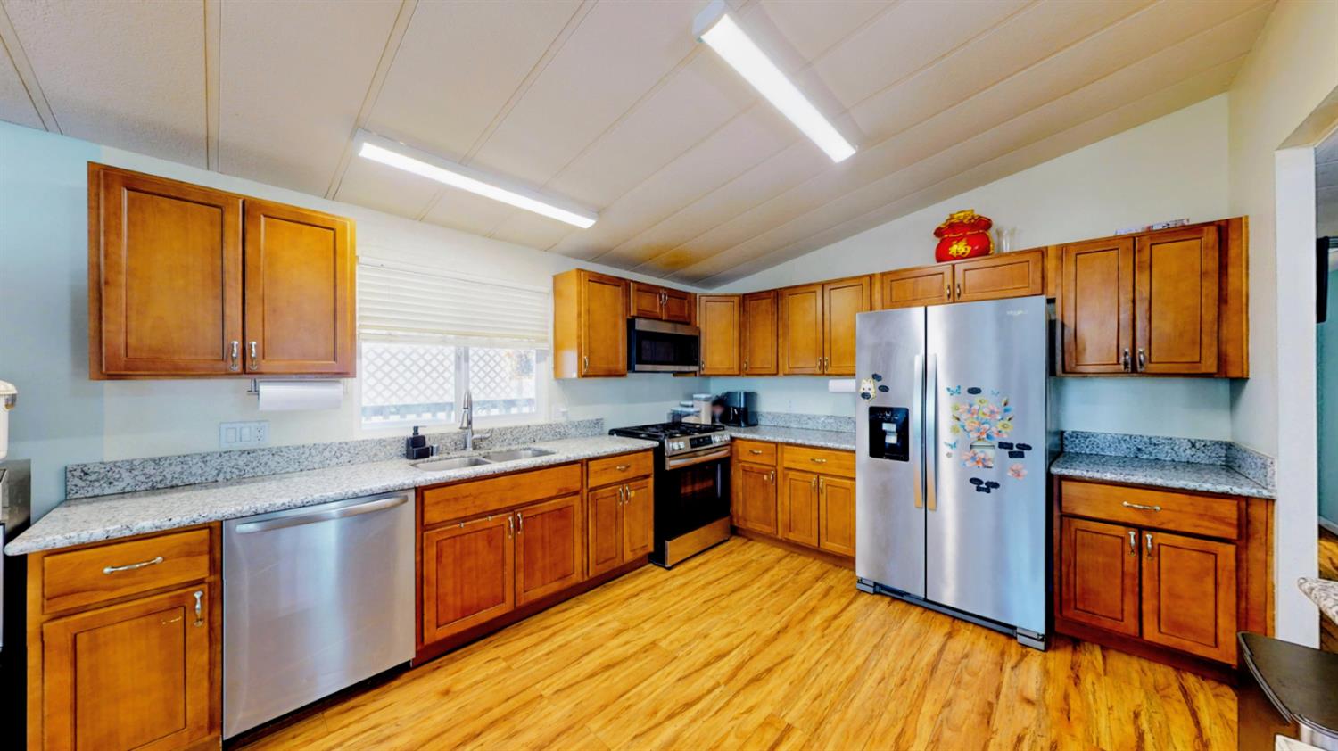 8200 Jantzen Road, Unit 8 Modesto, CA 95357 - Photo 7 of 23