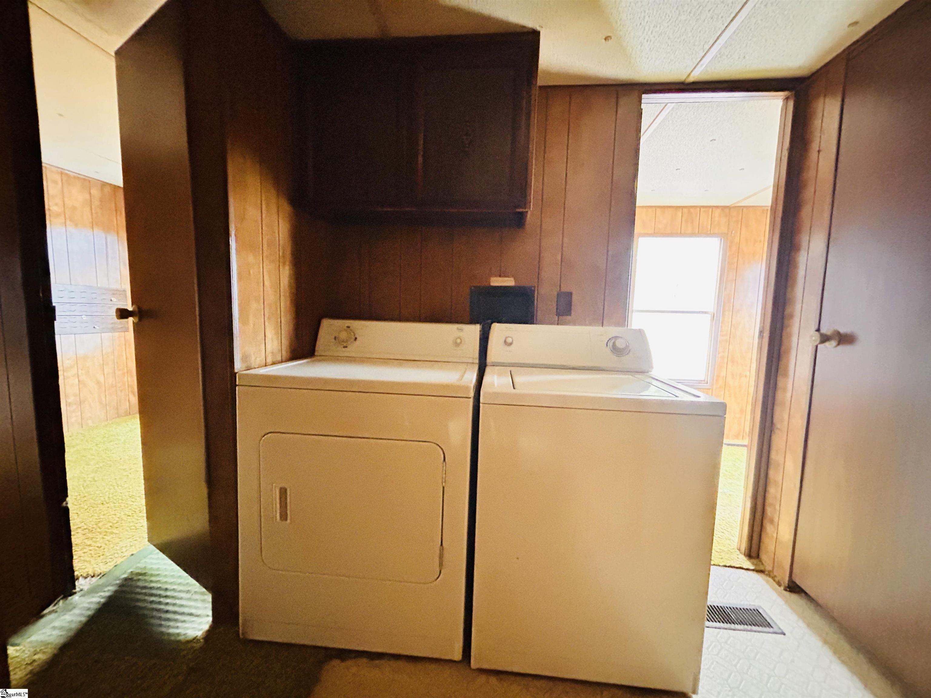 822 Ranch Road Laurens, SC 29360 - Photo 9 of 12