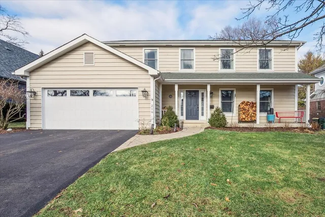 $1,299,000 | 216 East Scranton Avenue, Lake Bluff, IL 60044