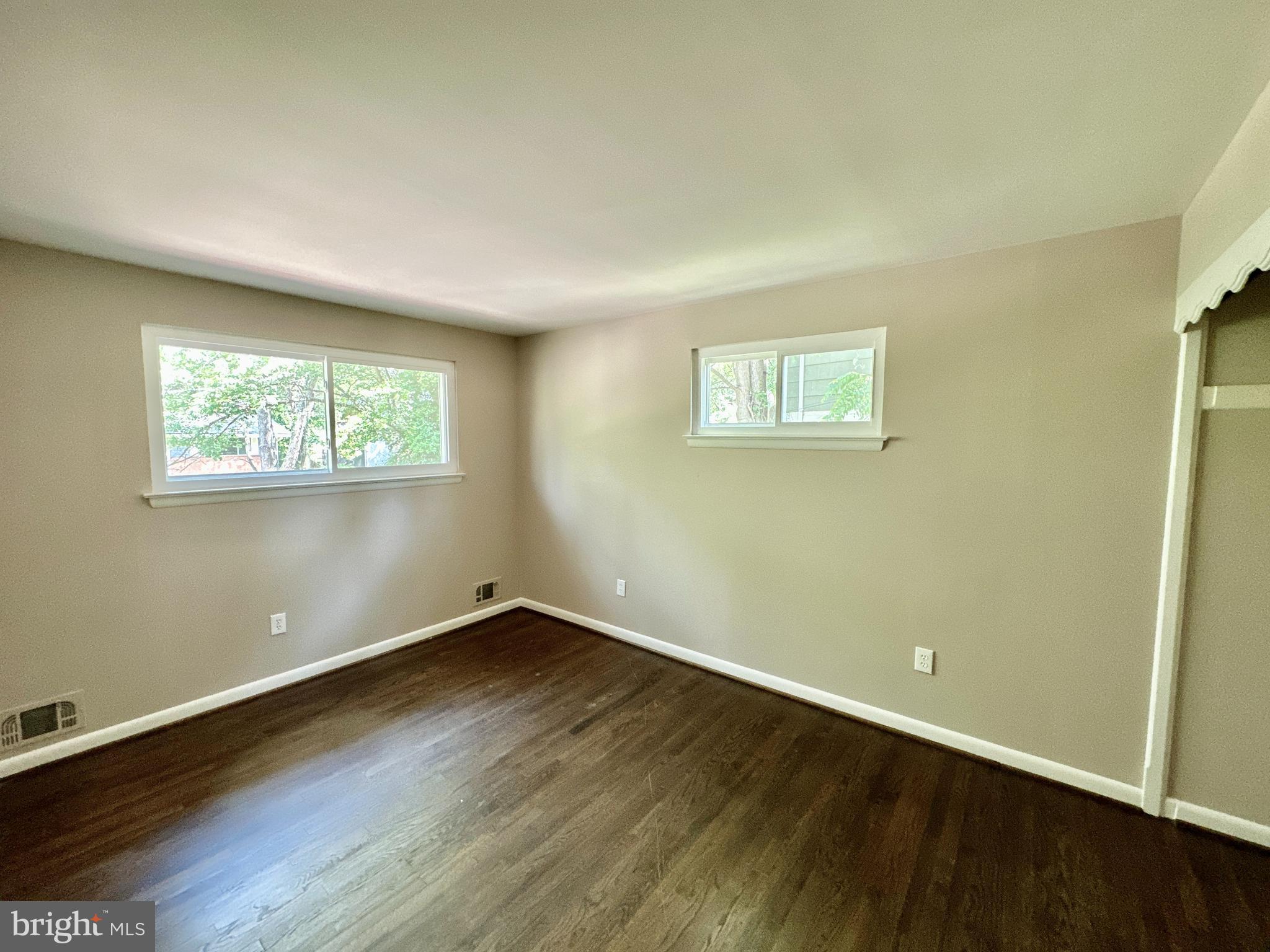 11106 Bybee Street Silver Spring, MD 20902 - Photo 21 of 33