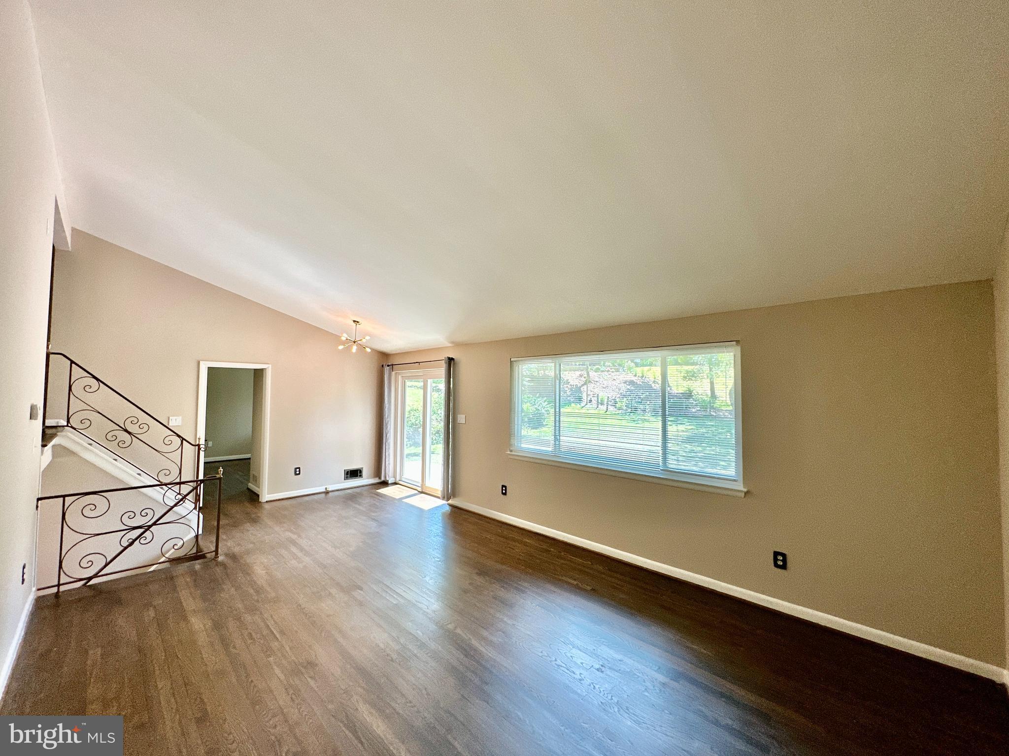 11106 Bybee Street Silver Spring, MD 20902 - Photo 10 of 33