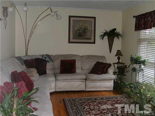911 Macon-Embro Road Macon, NC 27551 - Photo 3 of 11 Gallery Image 3