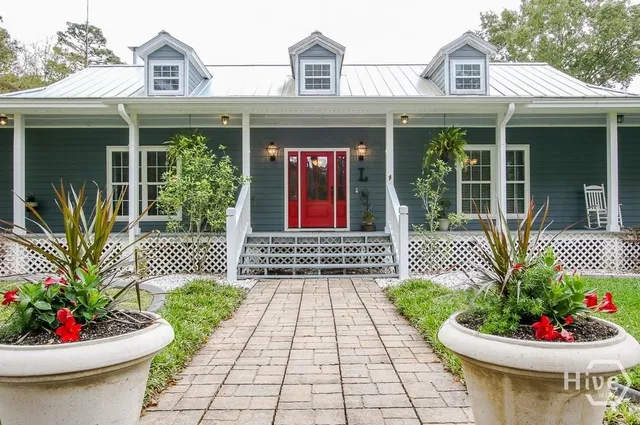 $949,999 | 22103 Highway 144, Richmond Hill, GA 31324