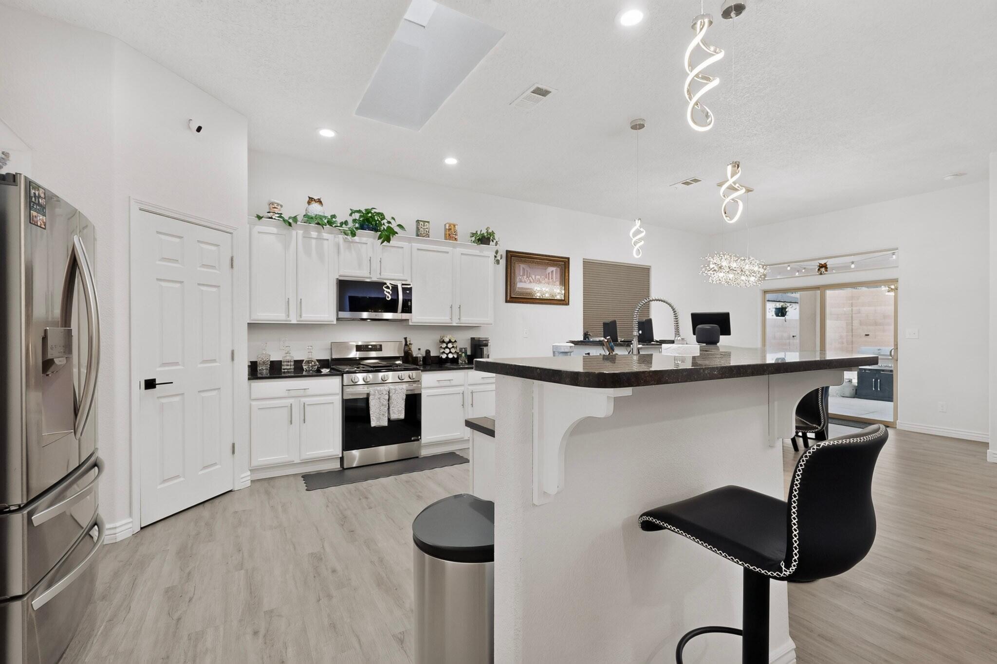8312 Hawk Eye Road Northwest Albuquerque, NM 87120 - Photo 14 of 59 Gallery Image 14