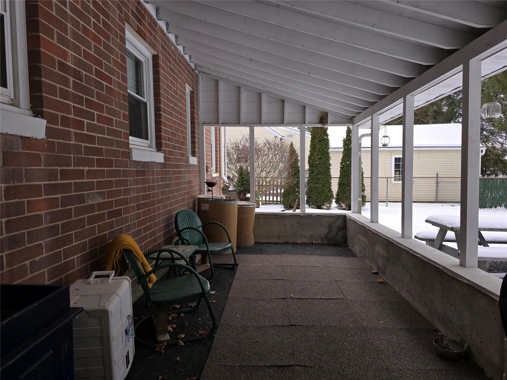 19 Prentice Boulevard Binghamton, NY 13901 - Photo 4 of 19