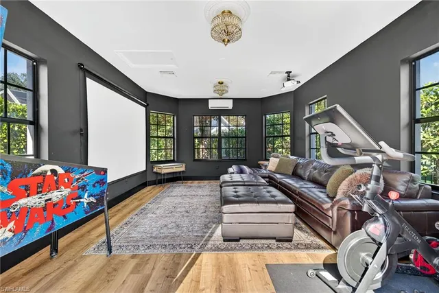 $1,650,000 | 263 Silverado Drive, Naples, FL 34119