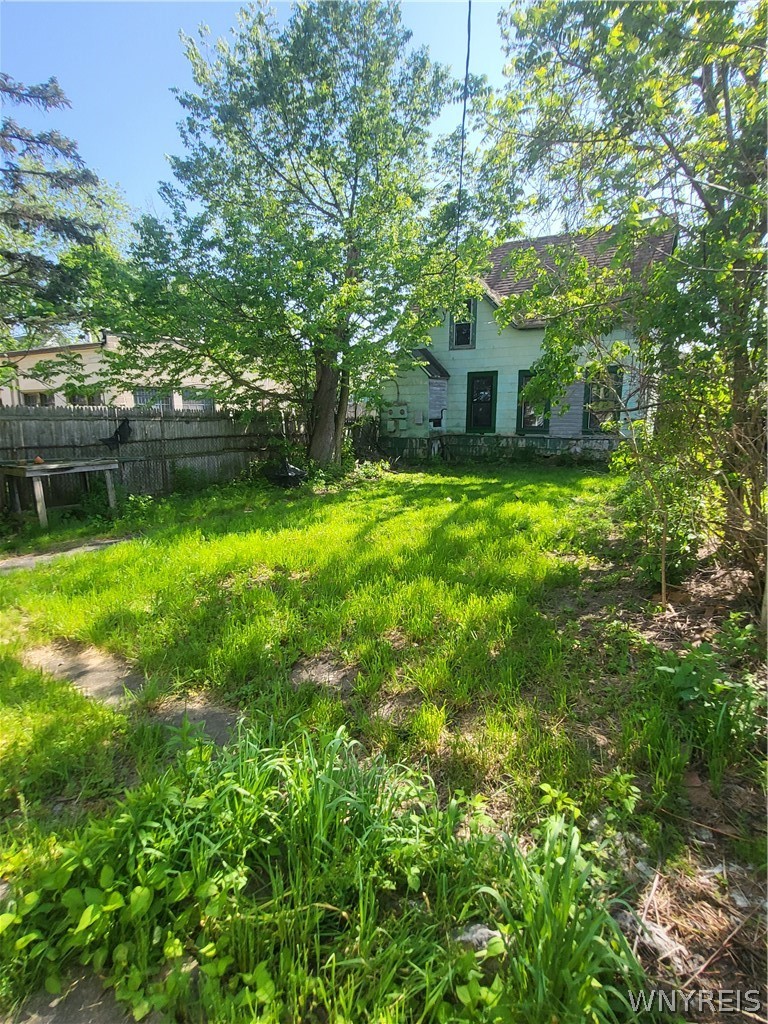 298 Normal Avenue Buffalo, NY 14213 - Photo 3 of 44 Rear large shed