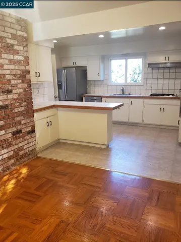 $3,950 | 44 Muth Drive, Orinda, CA 94563