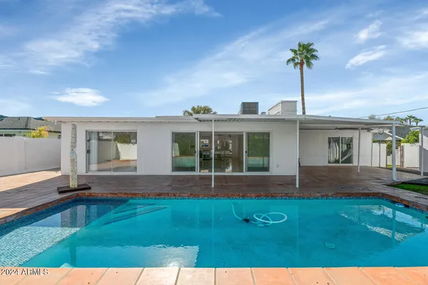 $4,395 | 4222 East Indianola Avenue, Phoenix, AZ 85018