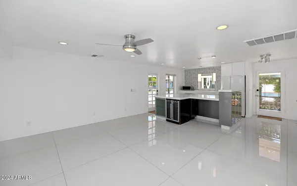 $4,195 | 4222 East Indianola Avenue, Phoenix, AZ 85018