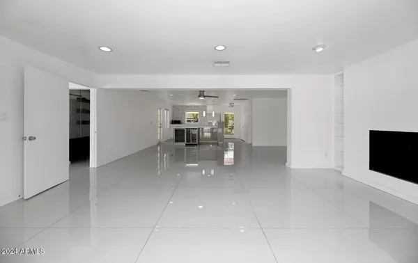 $4,195 | 4222 East Indianola Avenue, Phoenix, AZ 85018