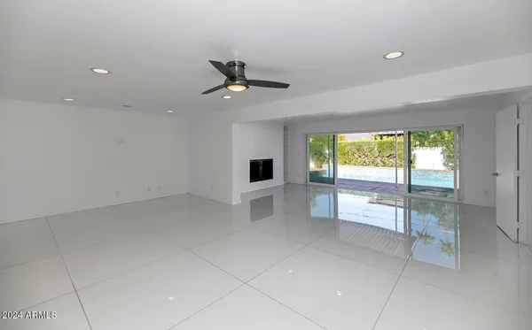 $4,195 | 4222 East Indianola Avenue, Phoenix, AZ 85018