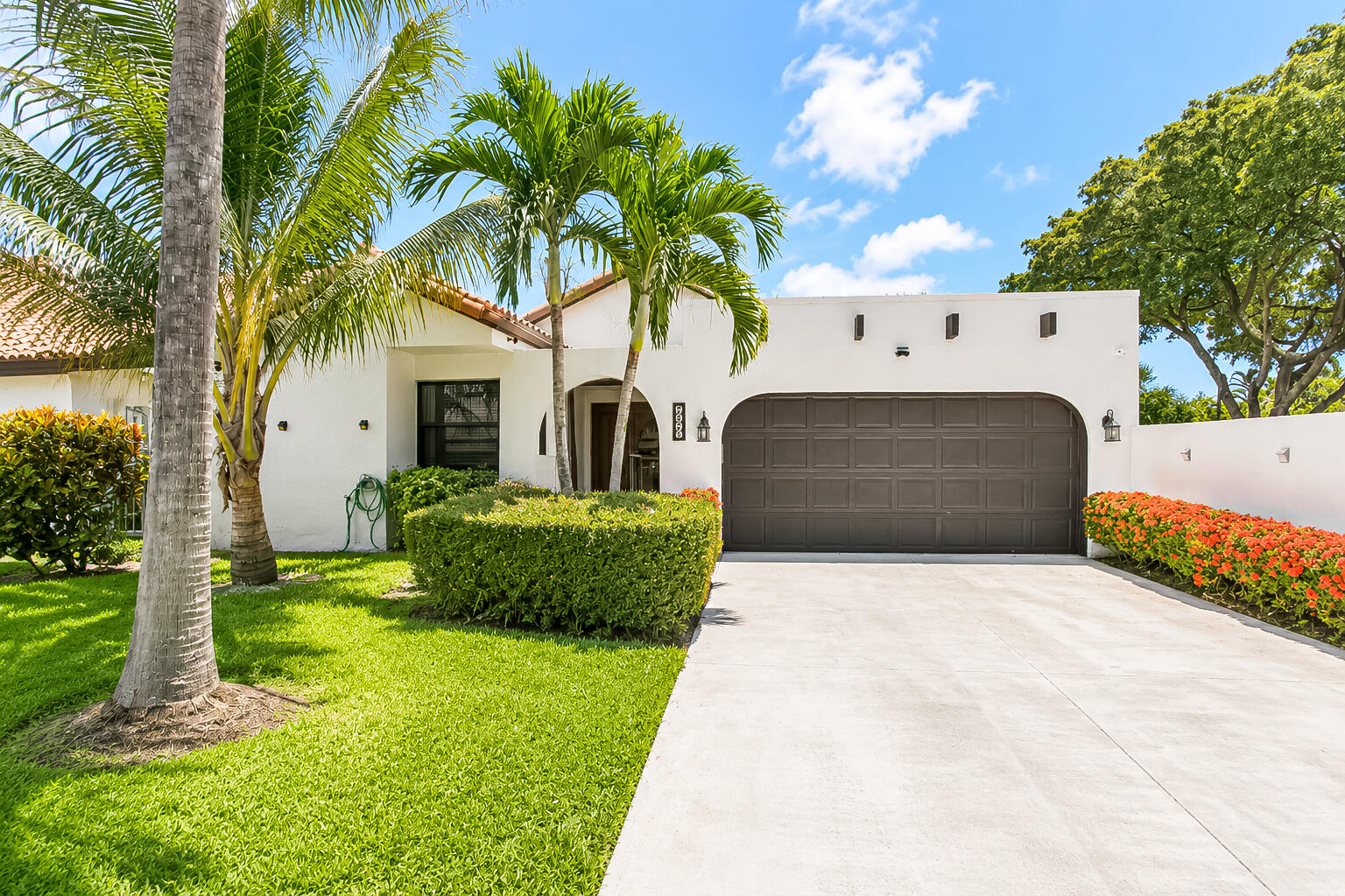 7678 Solimar Circle Boca Raton, FL 33433 - Photo 2 of 33 3FE991CA-1AEA-4057-8109-B1F3C389DDA0