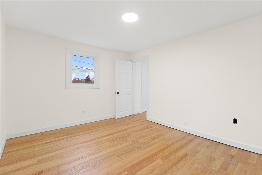 14 Springbrook Road Westerly, RI 02891 - Photo 11 of 28