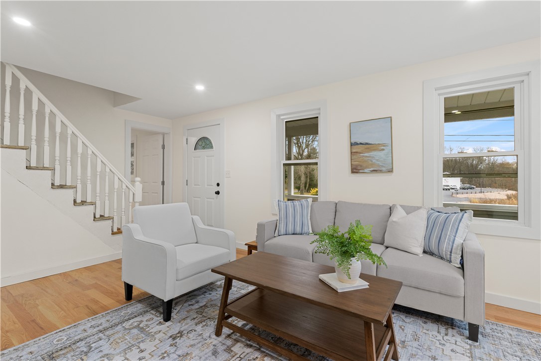 14 Springbrook Road Westerly, RI 02891 - Photo 6 of 28