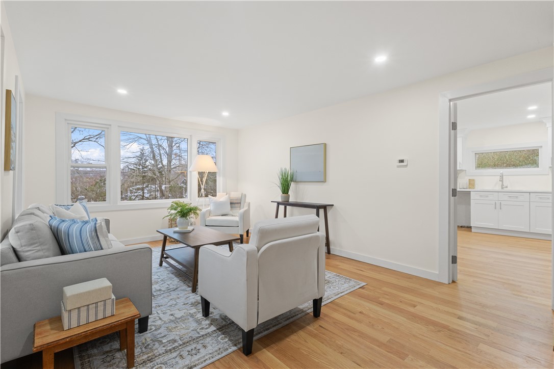 14 Springbrook Road Westerly, RI 02891 - Photo 8 of 28