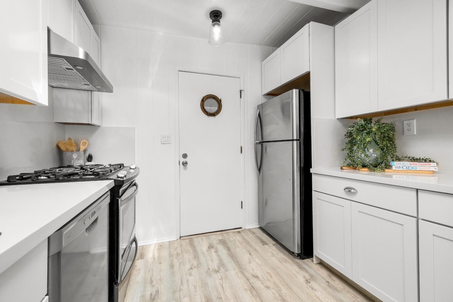 145 Bennett Road Aptos, CA 95003 - Photo 14 of 37