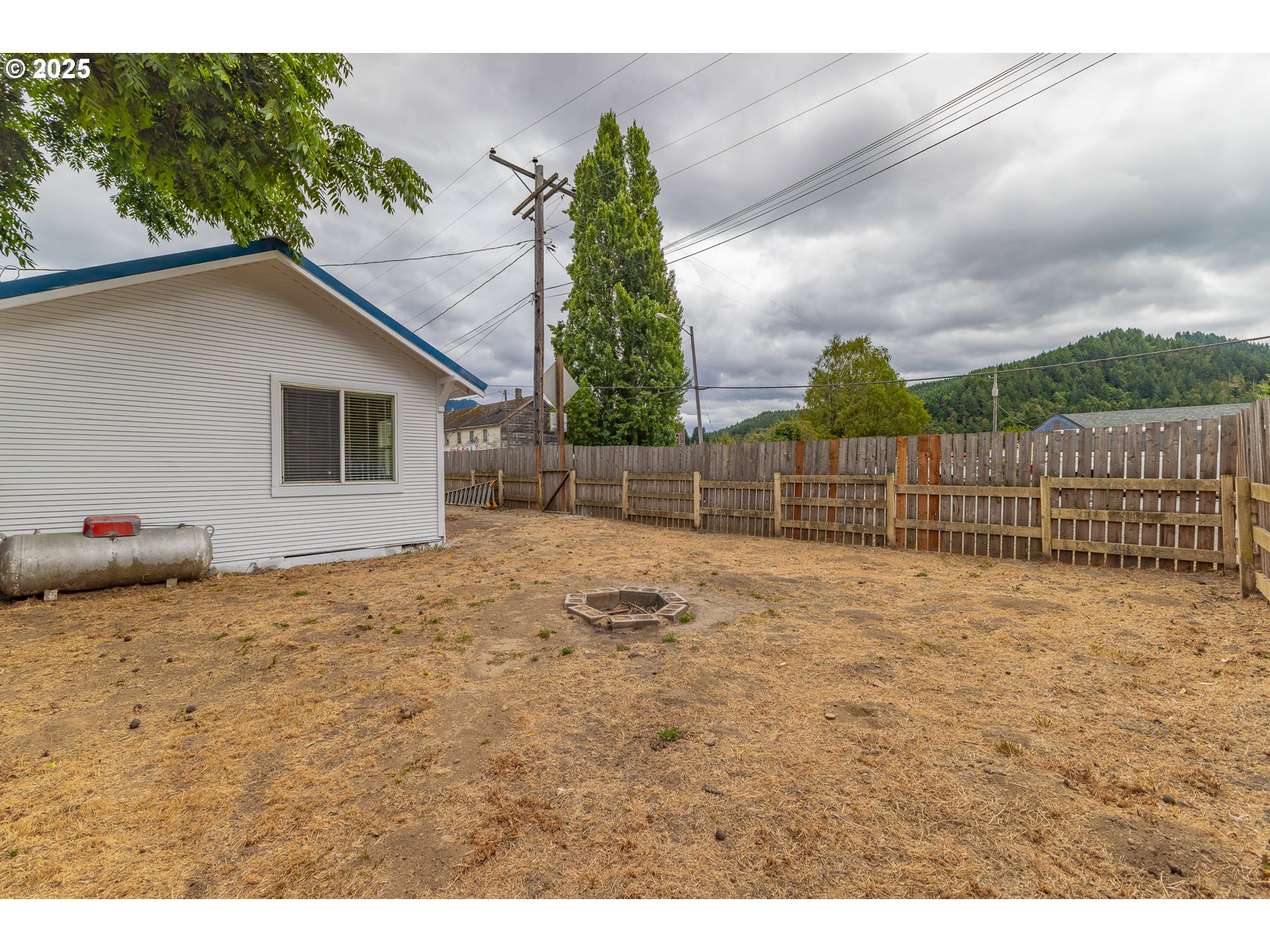 141 Poplar Street Powers, OR 97466 - Photo 31 of 37