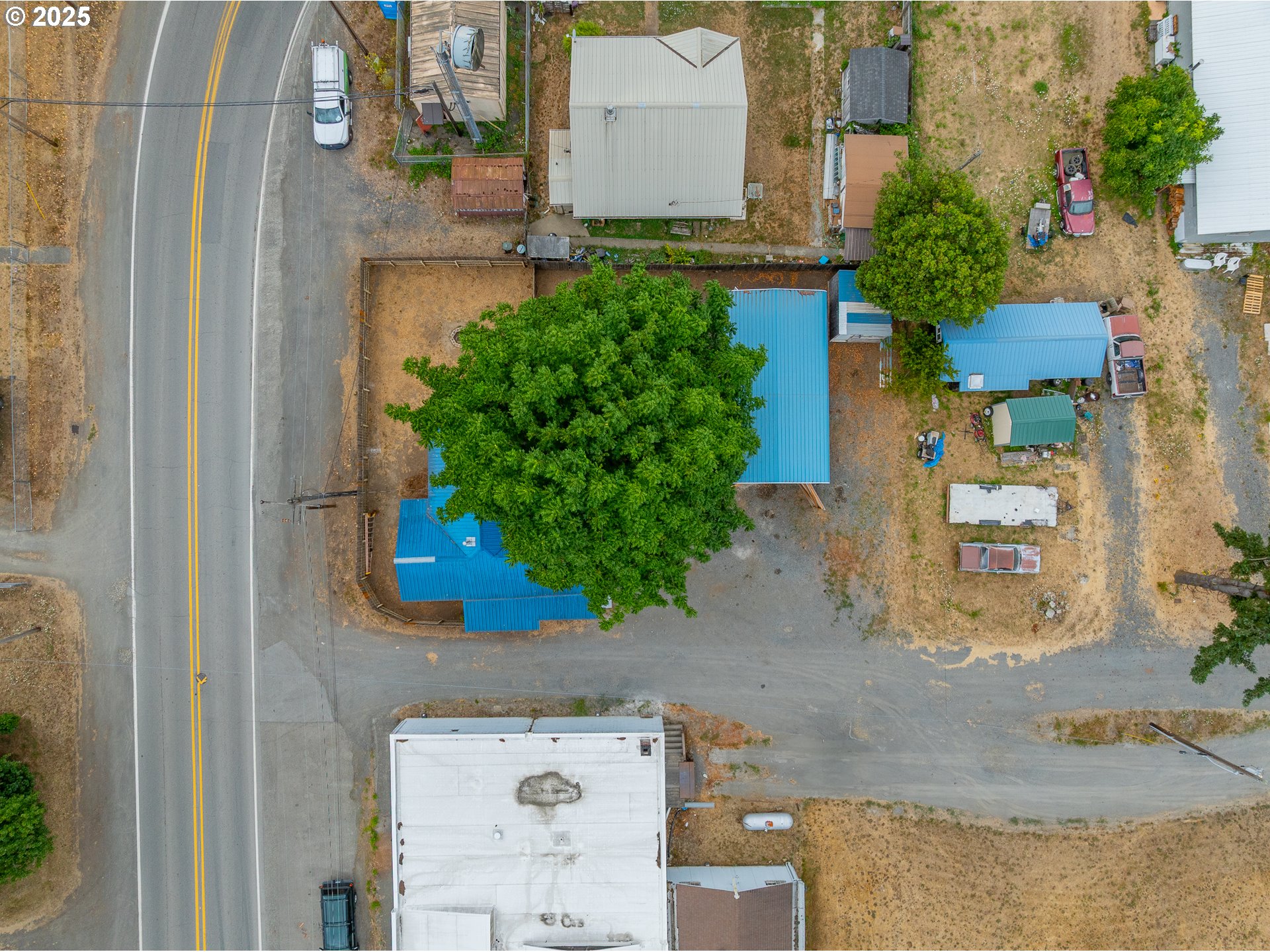 141 Poplar Street Powers, OR 97466 - Photo 32 of 37 front view of a house