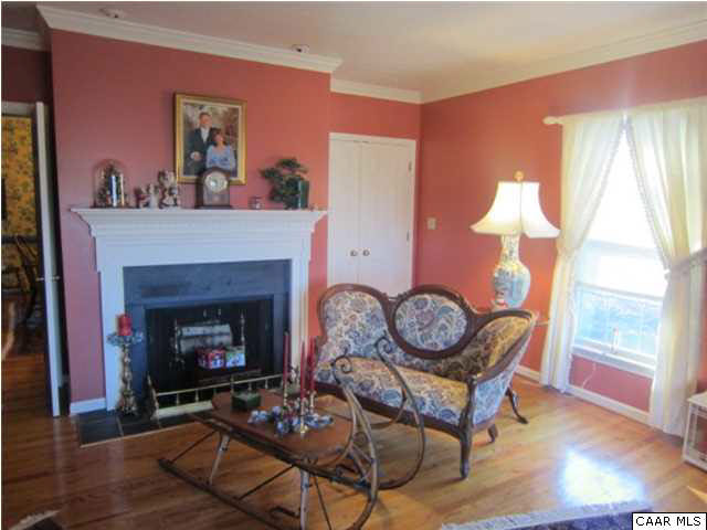 208 Hickory Hill Road Fishersville, VA 22939 - Photo 11 of 31 Gallery Image 11