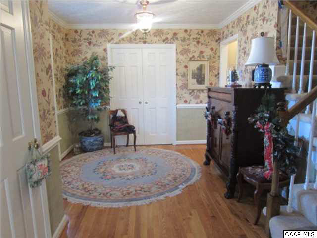 208 Hickory Hill Road Fishersville, VA 22939 - Photo 20 of 31 Foyer