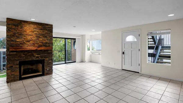 $4,500 | 812 Kalpati Circle, Unit E, Carlsbad, CA 92008