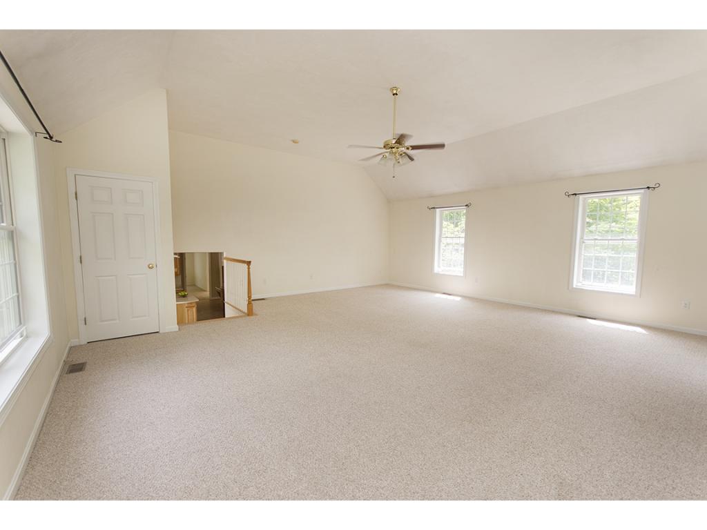 57 Tenney Road Sandown, NH 03873 - Photo 14 of 34