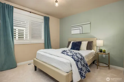 $2,248,000 | 3825 201st Court Southeast, Sammamish, WA 98075