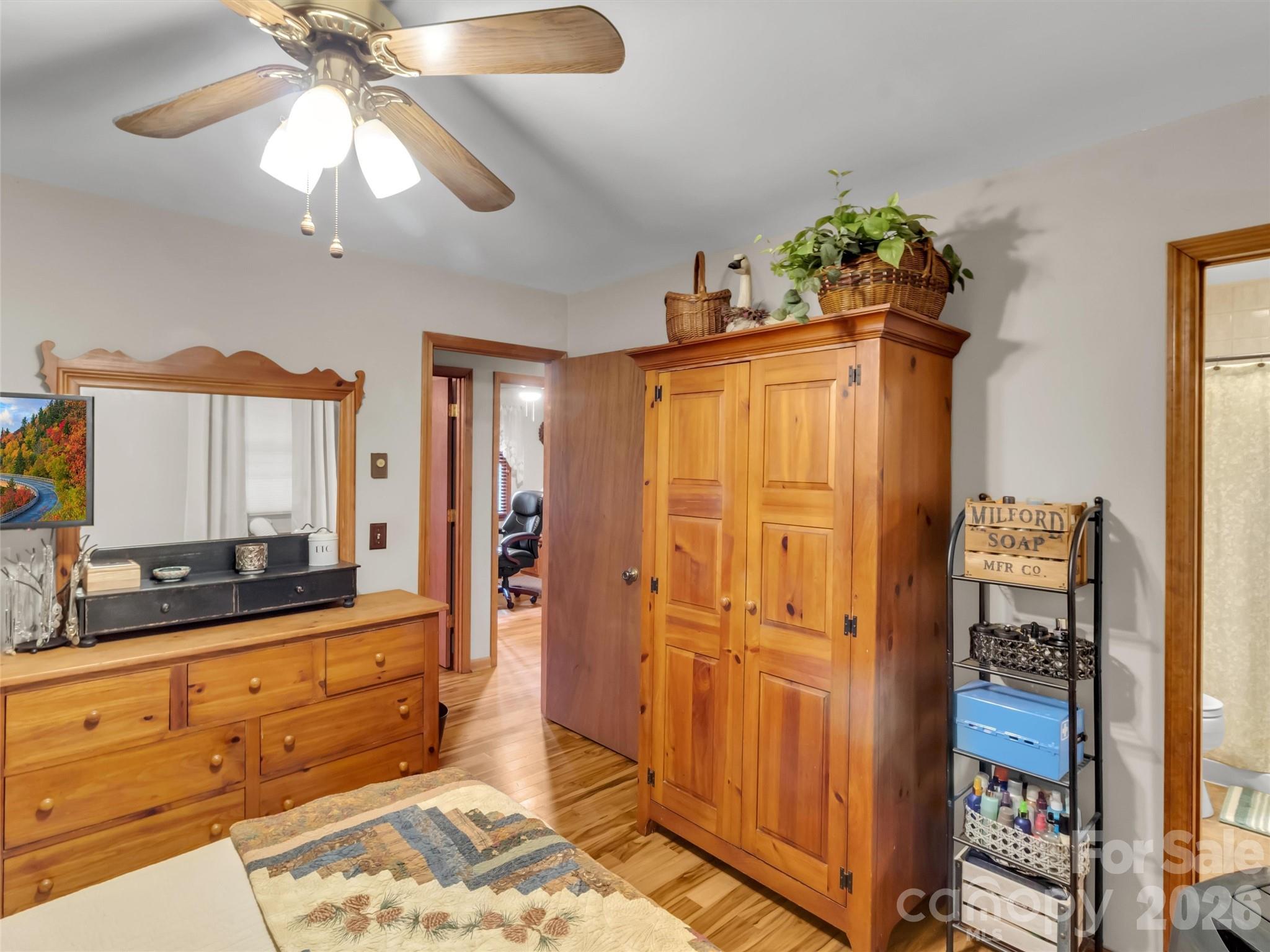 346 Wendy Way Clyde, NC 28721 - Photo 11 of 48