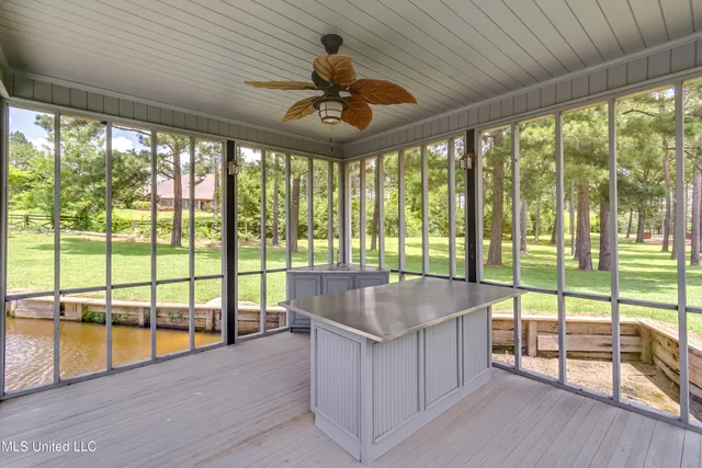 $1,499,000 | 123 Lakeshire Cove, Canton, MS 39046
