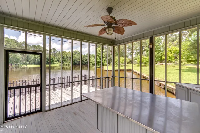$1,499,000 | 123 Lakeshire Cove, Canton, MS 39046