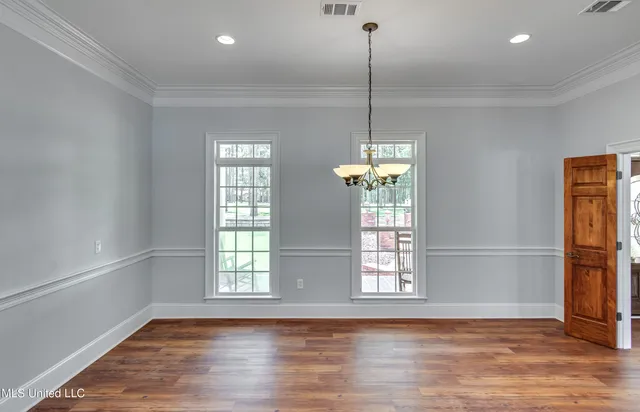 $1,499,000 | 123 Lakeshire Cove, Canton, MS 39046